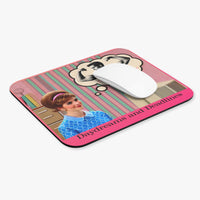 Mouse pad is displayed with a computer mouse on it for reference.
