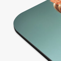 Picture showing close-up edge of mouse pad.
