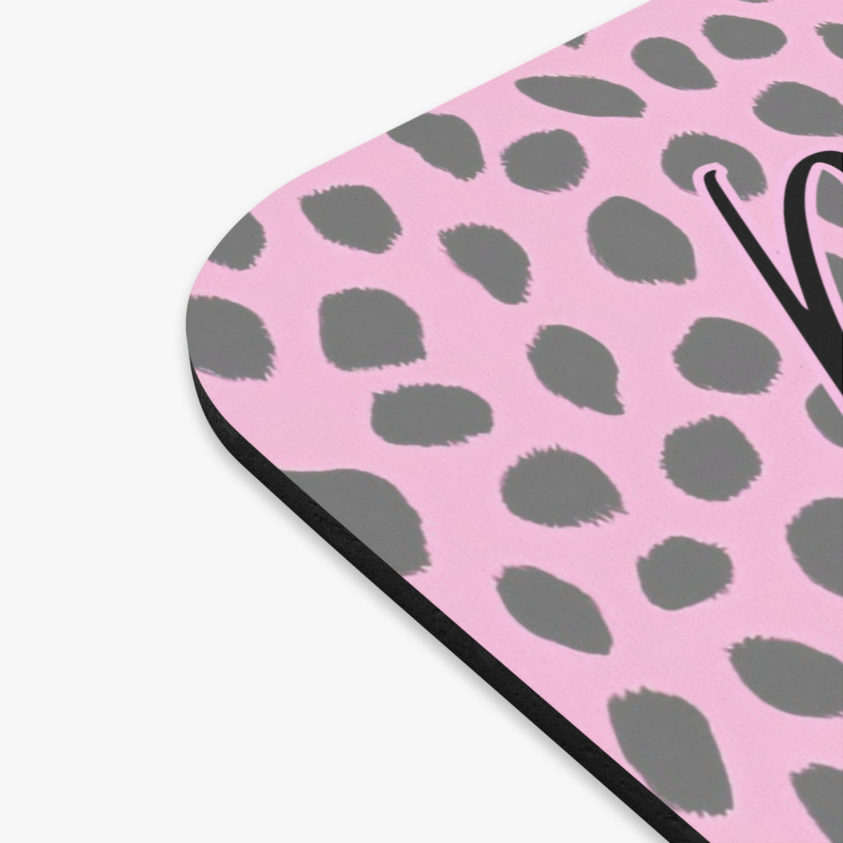 edge of mousepad.