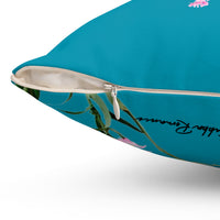 This shows the invisible zipper detail.