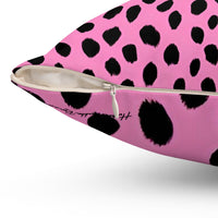 This image shows the pillow's hidden zipper and how the front and back sides complement each other.
