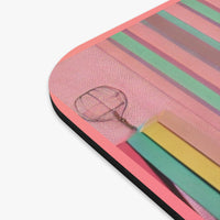 Picture showing close-up edge of mouse pad.